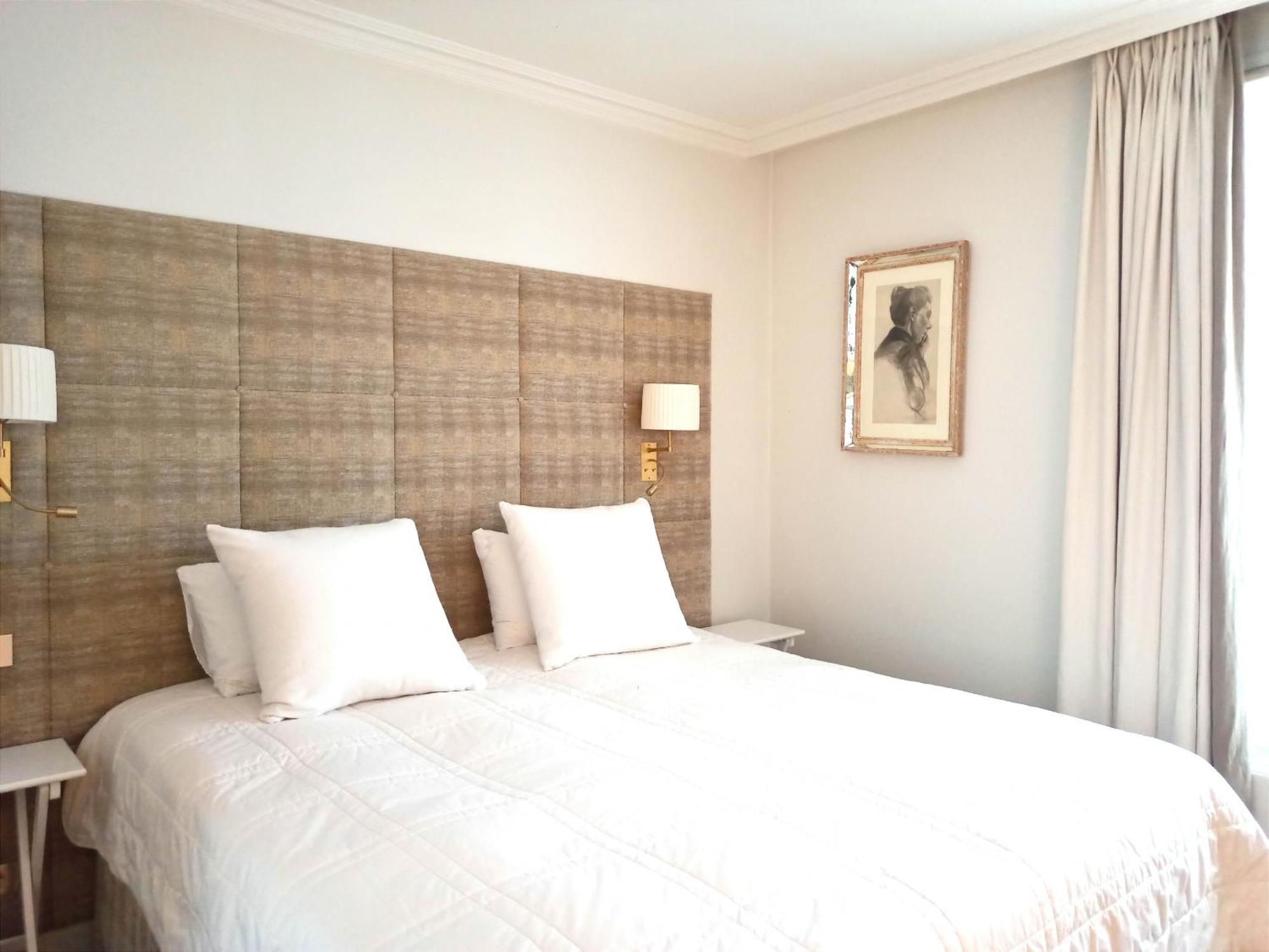 Apartment Rue De L'universite - 7